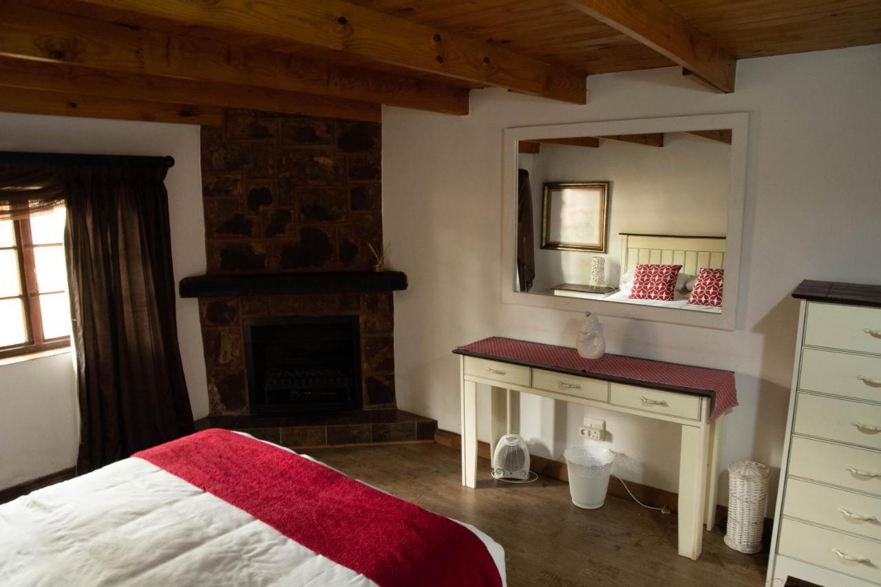 Critchley Hackle - Managers Cottage Dullstroom Extérieur photo